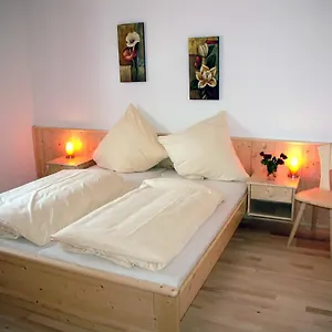 Weissenbauer Apartment